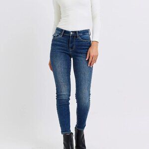 Judy Blue Full Size Run Mid-Rise Waist Skinny Jeans with Thermal Lining